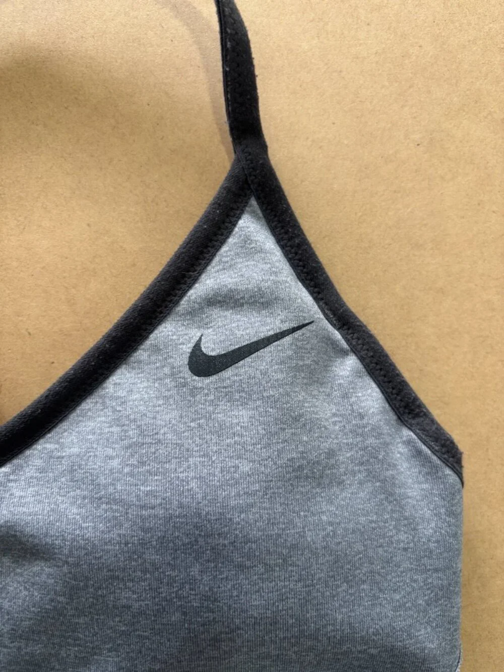 Nike Dri-FIT Sports Bra Women's Medium Gray Green Removable Pads Adjustable